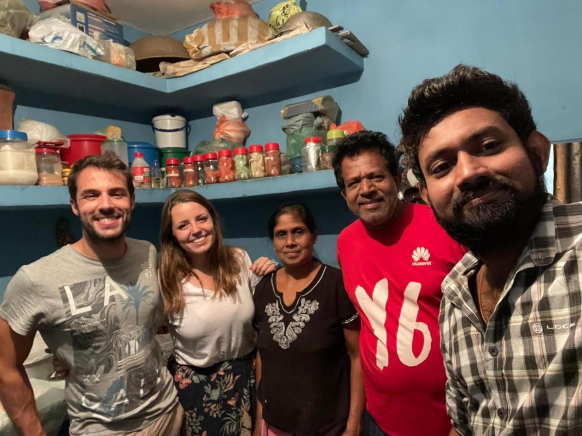 Dreamscape Home Stay Kandy Buitenkant foto