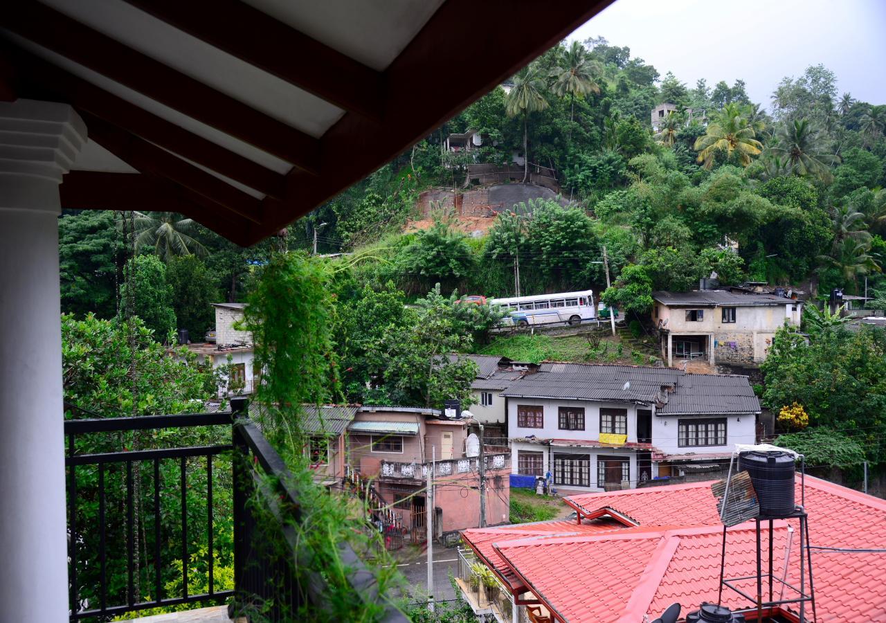 Dreamscape Home Stay Kandy Buitenkant foto