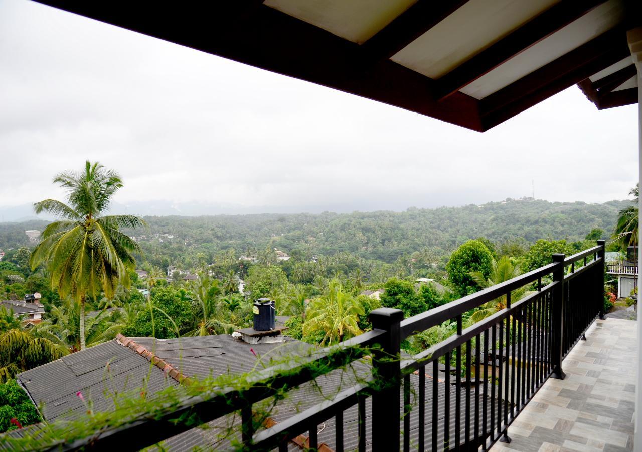 Dreamscape Home Stay Kandy Buitenkant foto