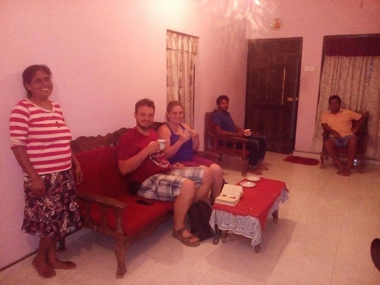 Dreamscape Home Stay Kandy Buitenkant foto