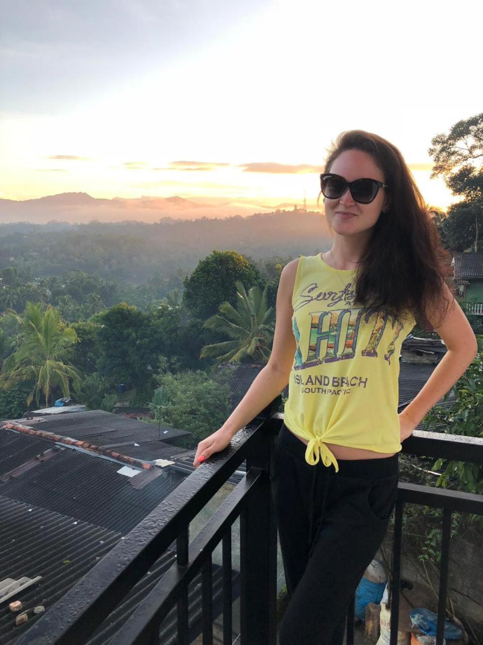 Dreamscape Home Stay Kandy Buitenkant foto